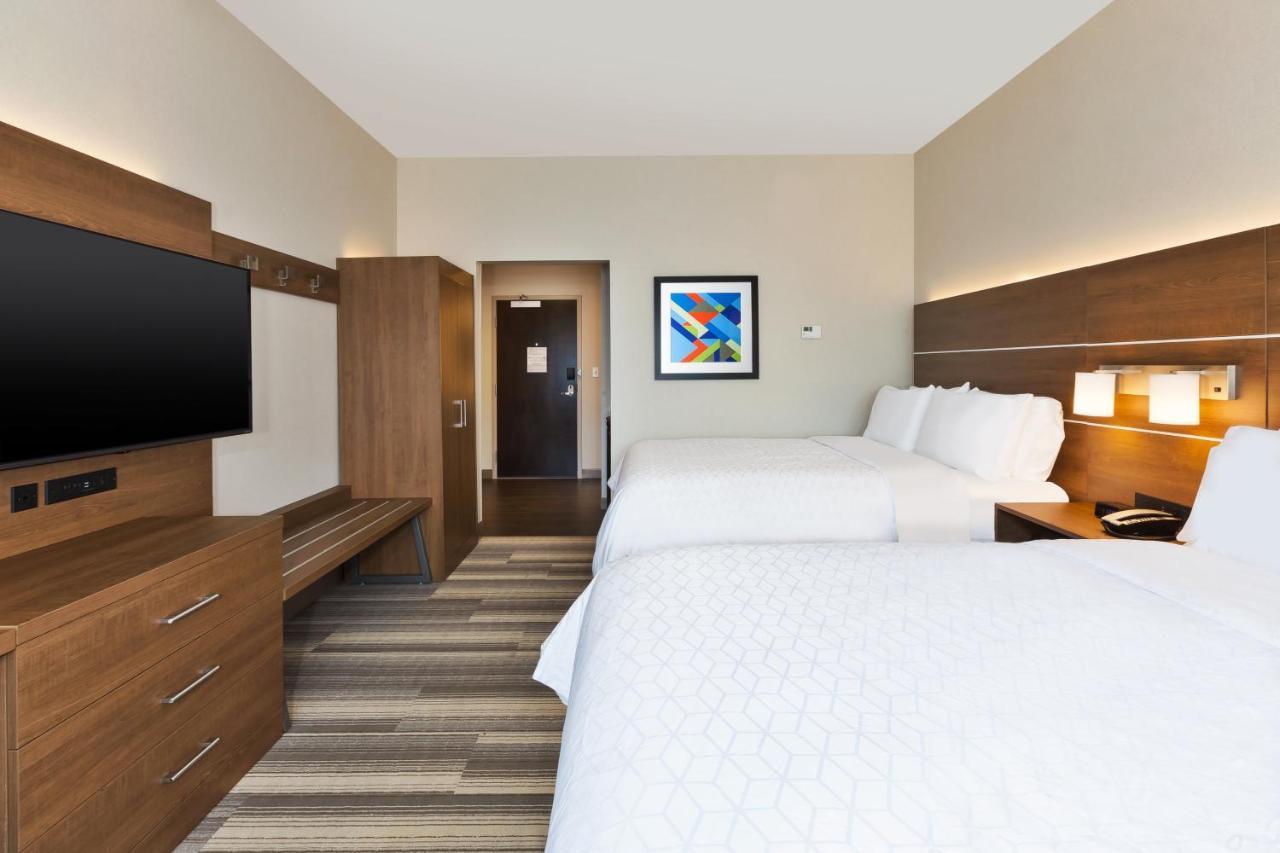 Holiday Inn Express & Suites - Milan - Sandusky Area By Ihg Екстер'єр фото