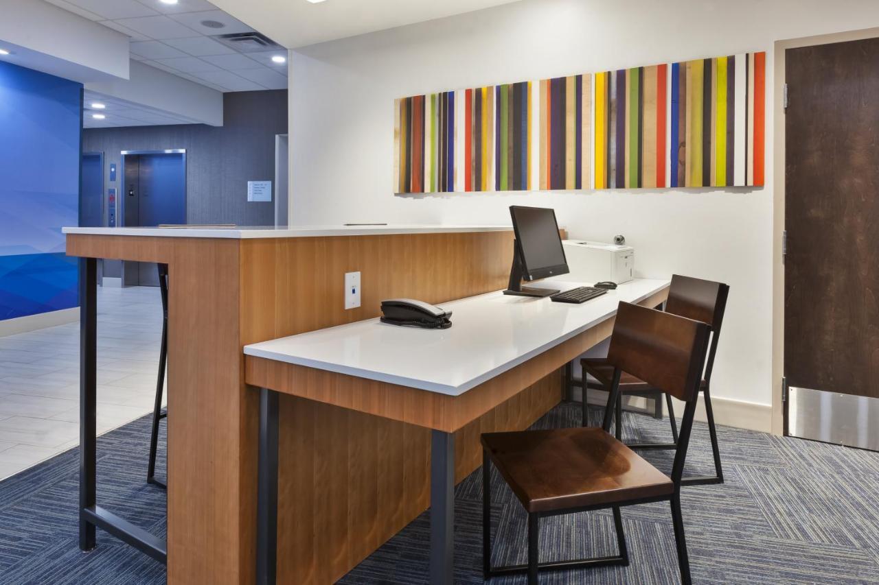 Holiday Inn Express & Suites - Milan - Sandusky Area By Ihg Екстер'єр фото